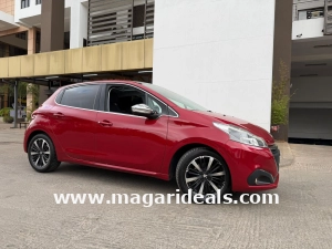 2018 Peugeot 208 moonroof for sale in Kenya